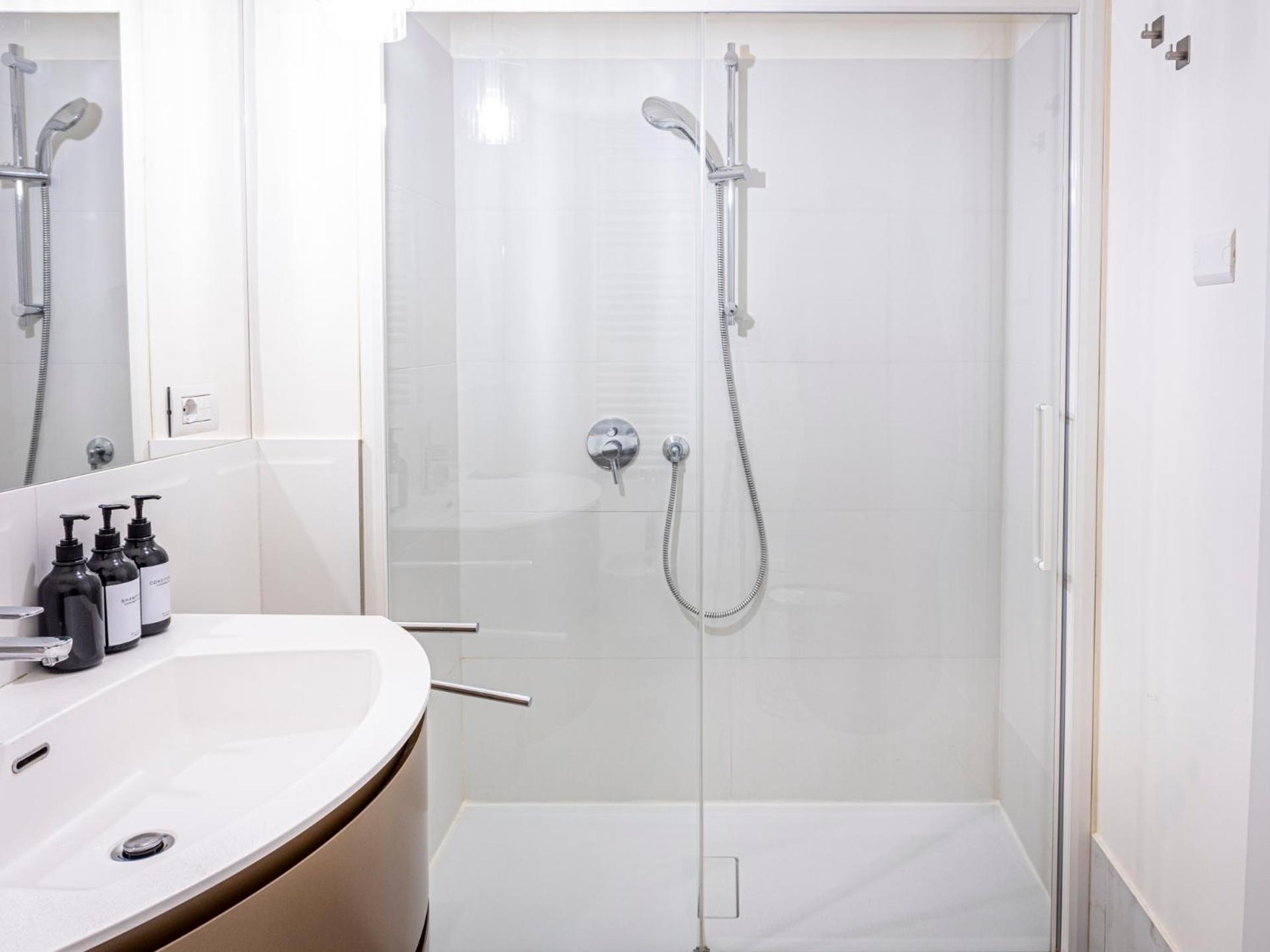 Luxury Sant'Ambrogio Apartment Milano Exterior foto